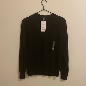 Uniqlo casmere sweater size S NWT
